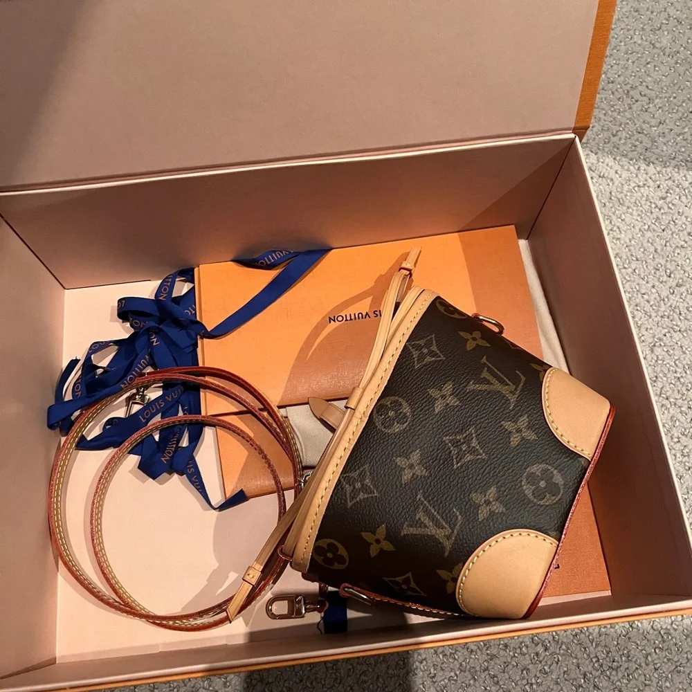 BRANDNEW Louis Vuitton Mini Monogram Brown and Tan Bag - Picture 5 of 7